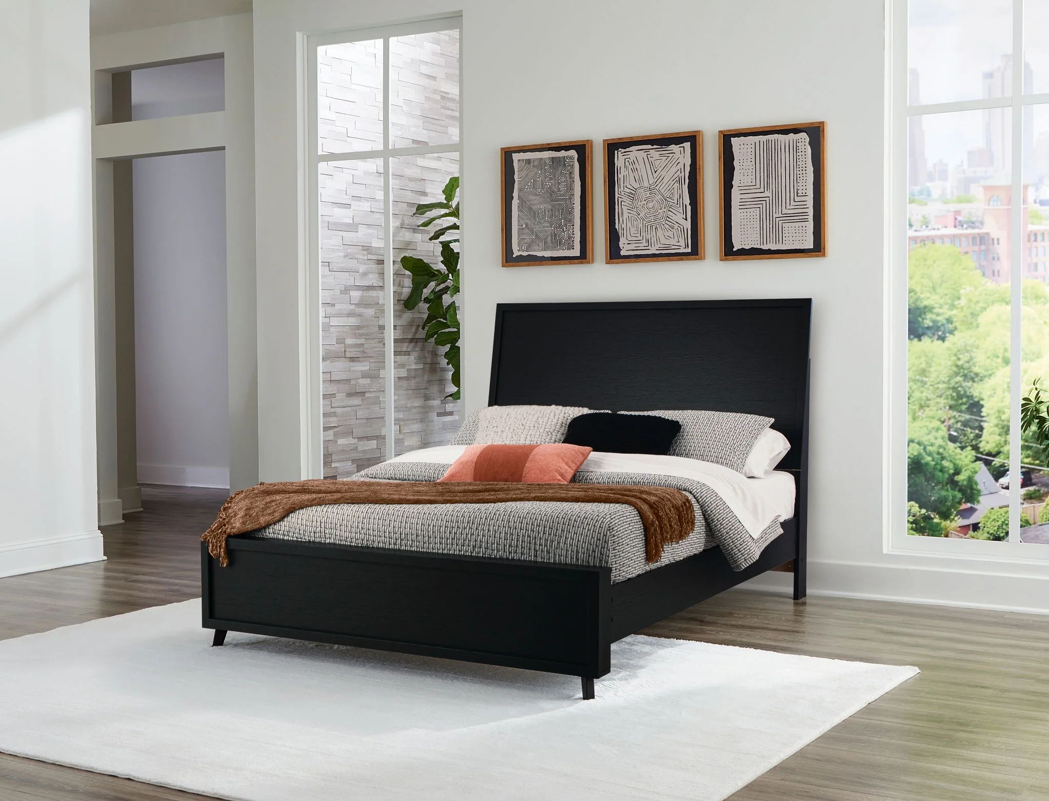 Danziar - Panel Bed - Image 3